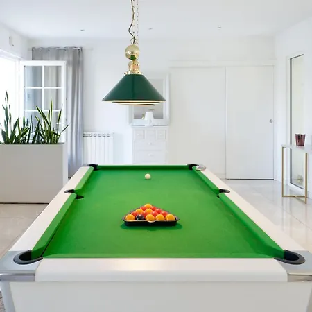 Holiday home Standing
