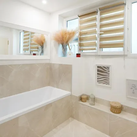 Standing Holiday home Biarritz